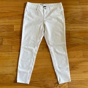Mossimo Mid-Rise White Jegging